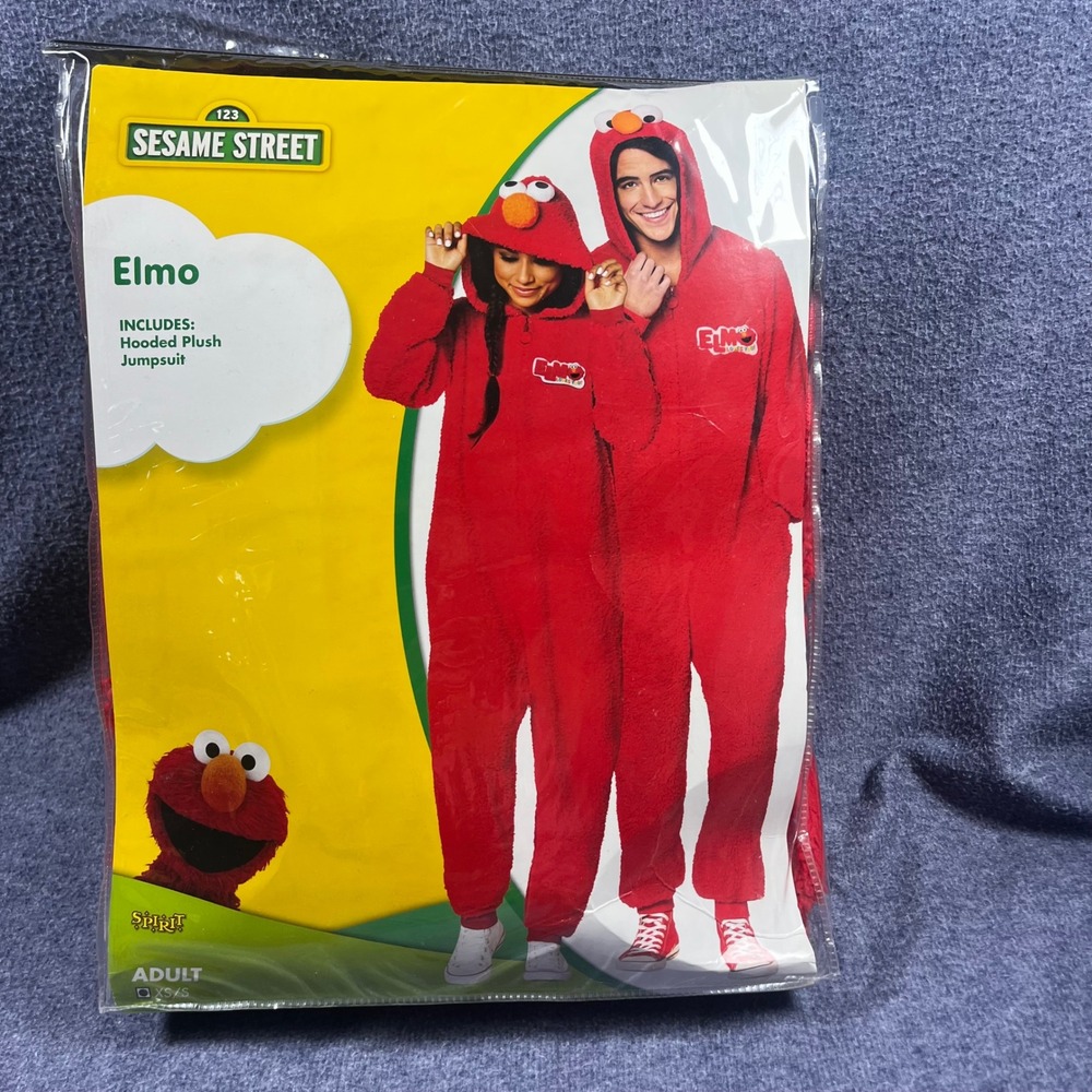 Spirit Halloween Sesame Street Elmo Adult Hooded Plush Jumpsuit Costume XS/S Red